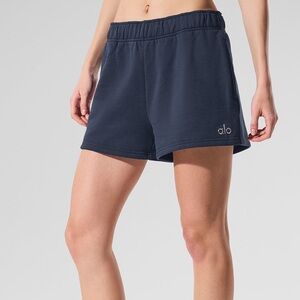 Alo Accolade Short NWT Navy